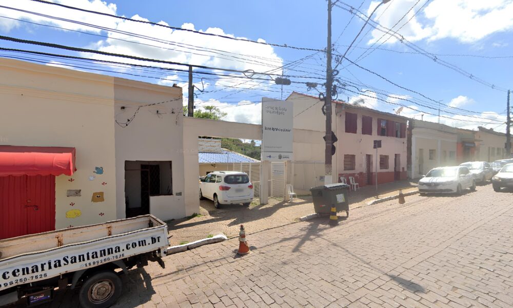 Quando a gua Fala Mais Alto Como um Vazamento Paralisou um Centro de Sa de em Campinas