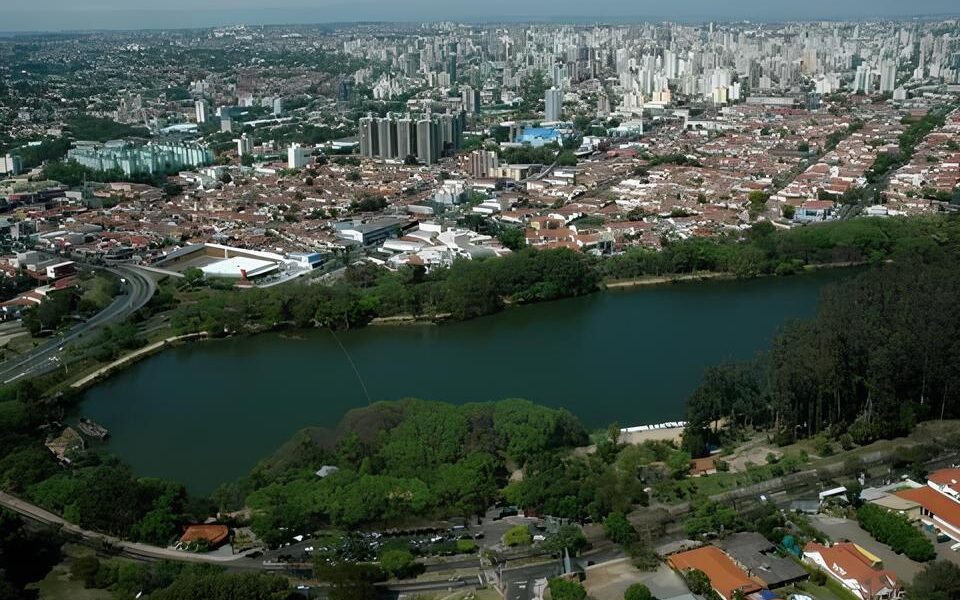 SuperA o SP Como a Regi o de Campinas Est Redefinindo a Luta Contra a Pobreza no Brasil