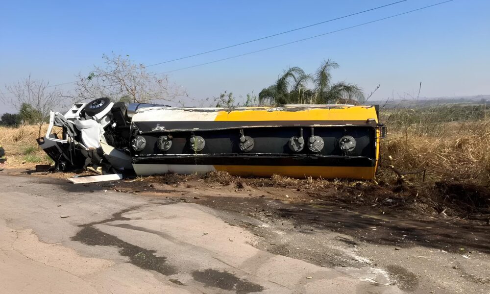Quando o Progresso Tomba Um Caminh o Tanque 25 Mil Litros de Diesel e o Caos na Rodovia SP 133