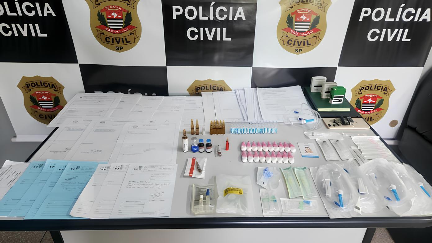 O Guarda-Roupa que Escondia um Hospital Clandestino: Enfermeira é Presa por Desviar Morfina e Outros Medicamentos Controlados em Campinas 1 O Guarda Roupa que Escondia um Hospital Clandestino Enfermeira Presa por Desviar Morfina e Outros Medicamentos Controlados em Campinas